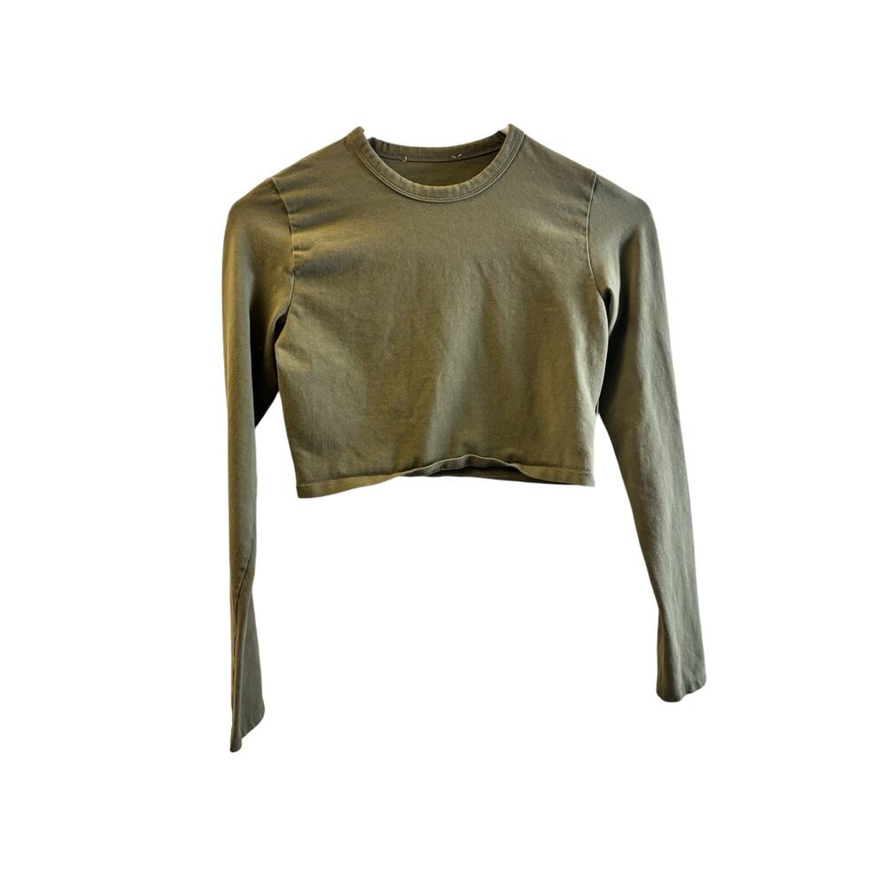 Cotton On Cropped Long Sleeve Tee. Olive green. Very stretchy. Small